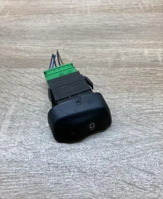 Renault Scenic I Central locking switch button 432970B