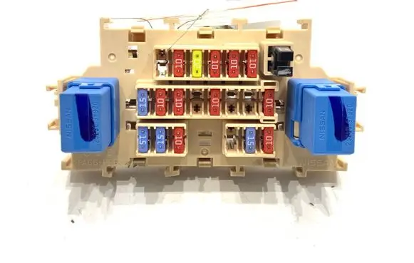 Nissan Qashqai Fuse box set