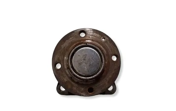 Opel Mokka B Rear wheel hub 