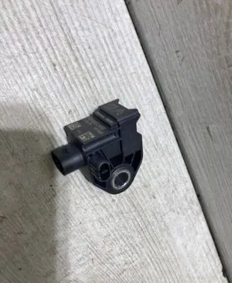 Opel Crossland X Airbag deployment crash/impact sensor 9810452480