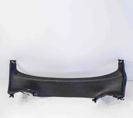Chevrolet Volt I Tailgate trim 20979887
