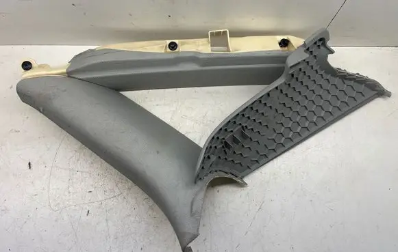 Audi A6 S6 C7 4G (C) pillar trim 4G5867288 1110002 A124T5010