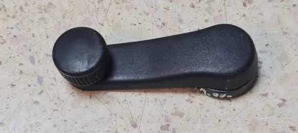 Skoda Octavia Mk1 (1U) Rear door window winding handle 1H0837581D