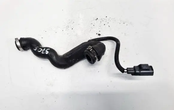 Volvo S80 Breather hose/pipe 30788009