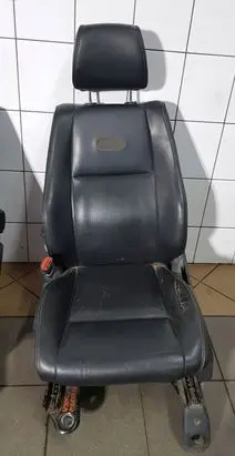 Jeep Grand Cherokee (WK) Front driver seat 