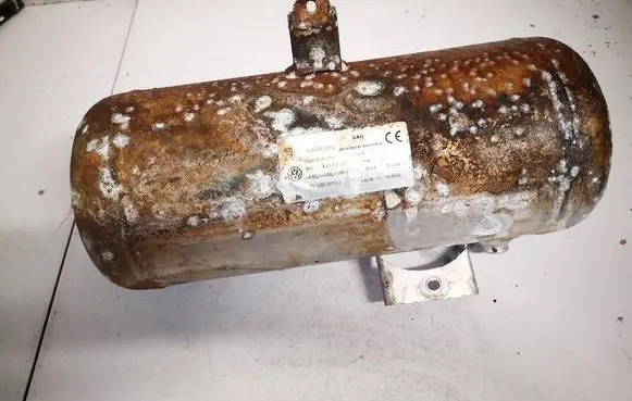Volkswagen Touareg I Vacuum air tank 7l0616202a