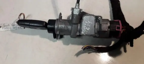 Skoda Superb B5 (3U) Ignition lock 4B0905851
