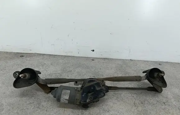 Dodge Caliber Front wiper linkage 05303780AD