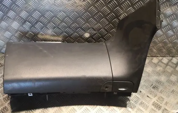 Mercedes-Benz E W211 Glove box 2118601305 A2118601305