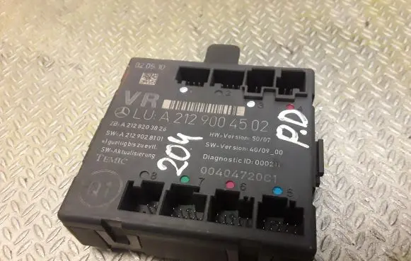 Mercedes-Benz C W204 Door control unit/module 2129004502 A2129004502