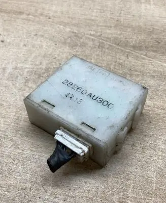 Nissan Primera Other control units/modules 28260AU300