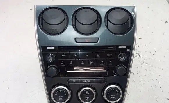 Mazda 6 Climate control/heater control trim 