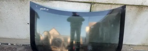 Jaguar XE Rear windscreen/windshield window 2016R