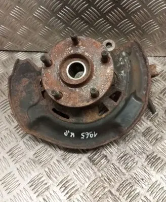Toyota Auris 150 Front wheel hub