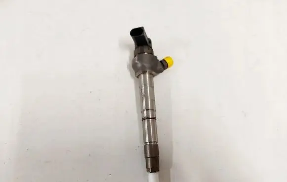 Audi A5 8T 8F Fuel injector