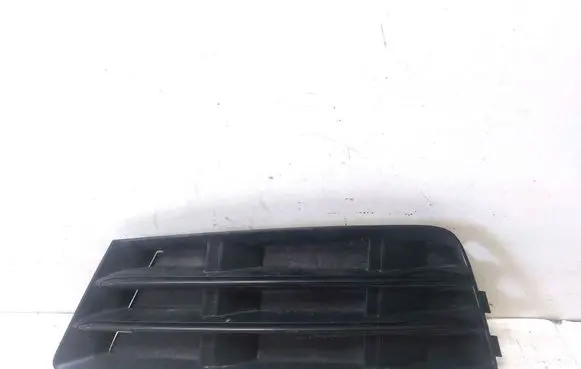 Audi A4 S4 B9 Front bumper lower grill 8W0807681R