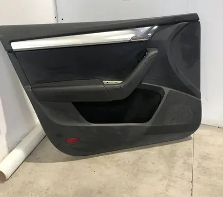 Skoda Octavia Mk3 (5E) Front door card panel trim 5E1867011