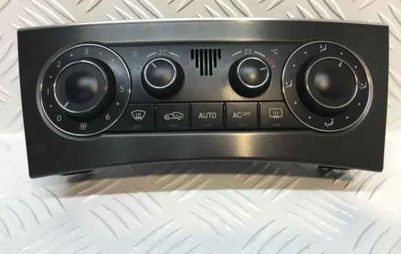 Mercedes-Benz C W203 Climate control unit A2038303085