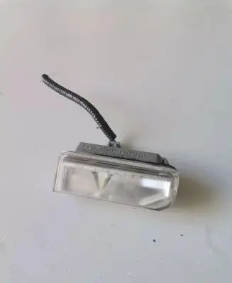 Lexus IS 220D-250-350 Number plate light E4101051