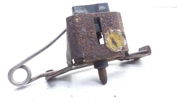 Jaguar XJS Headlight/headlamp mounting bracket