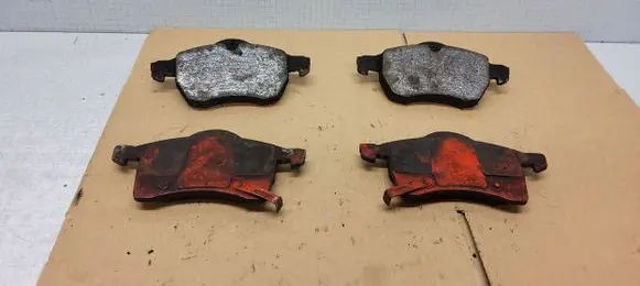 Opel Zafira B Brake pads (front) 