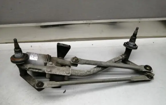 Ford Fiesta Front wiper linkage and motor 2S6T17B571AC 404745