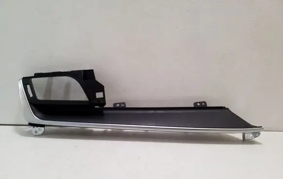 Nissan Qashqai J12 Panel trim 684116UA2A