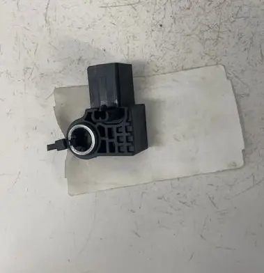 Citroen C4 II Picasso Airbag deployment crash/impact sensor 9800395680 626527400