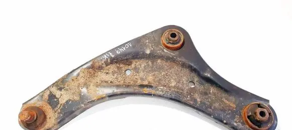Nissan Juke I F15 Front lower control arm/wishbone
