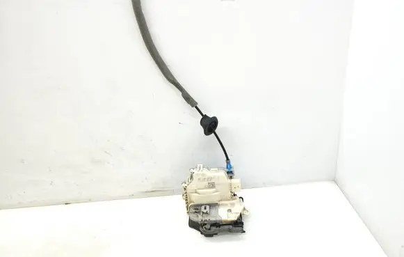 Audi A3 S3 8V Front door lock 8X1837016C