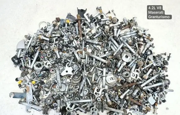 Maserati GranTurismo Nuts/bolts 
