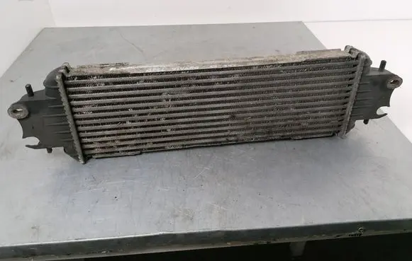 Opel Zafira B Intercooler radiator 91166035 7700312903