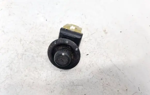 Dodge Caliber Wing mirror switch 56040694AD