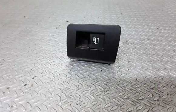 BMW X5 E53 Electric window control switch 8385956