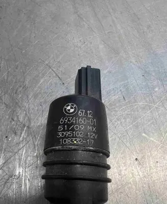 BMW 1 E81 E87 Windscreen/windshield washer pump 693416001