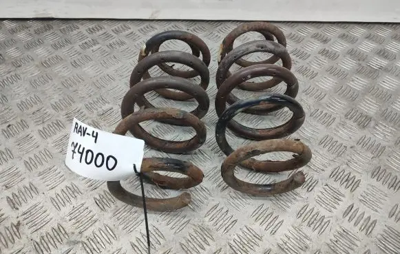 Toyota RAV 4 (XA30) Rear coil spring