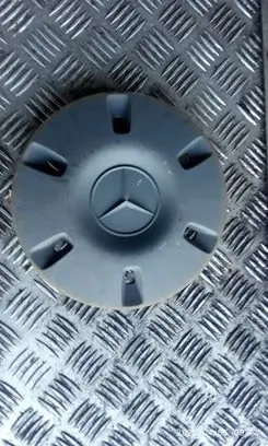 Mercedes-Benz Sprinter W906 R20 wheel hub/cap/trim A9064010025
