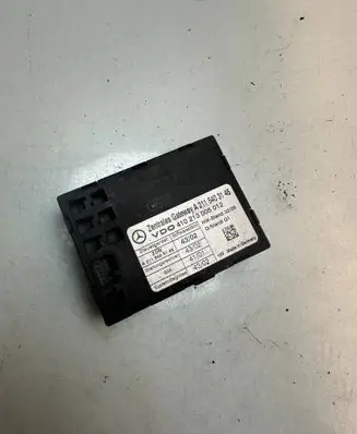 Mercedes-Benz E W211 Gateway control module 2115403145