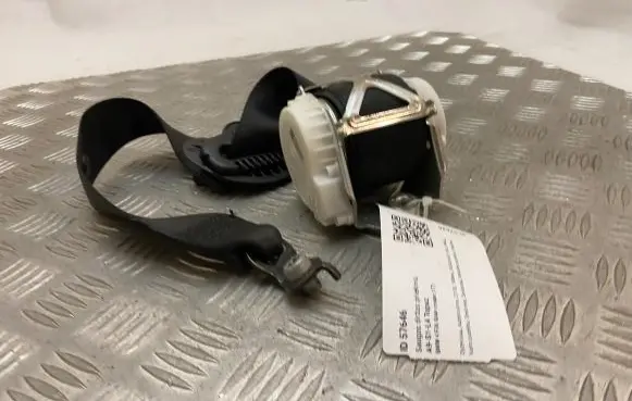 BMW 4 F36 Gran coupe Front seatbelt 7243308