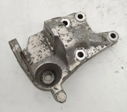 Citroen C5 Engine mounting bracket 96451611