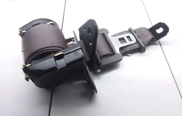 Chrysler PT Cruiser Rear seatbelt 520200843C 1920012