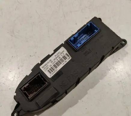 Peugeot 607 Door control unit/module 9658916180