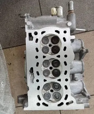 Toyota Yaris Engine head 1KR