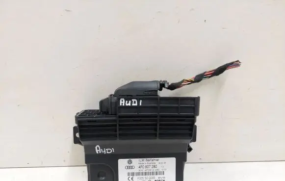 Audi A6 S6 C6 4F Power management control unit 4F0907280 4F0910280 F005S00099