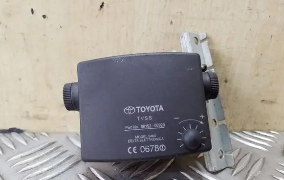 Toyota Avensis T220 Alarm control unit/module 0819200920