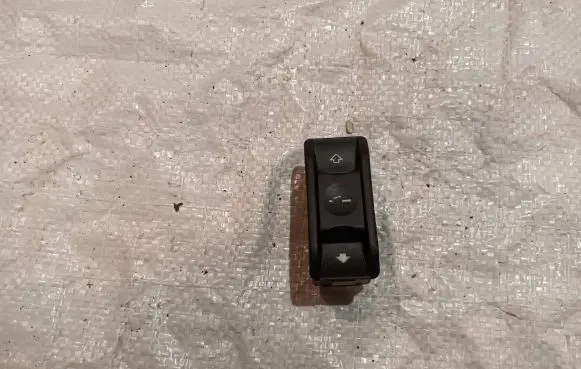 BMW 3 E46 Sunroof switch 6907288
