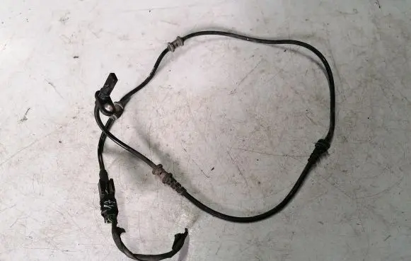 Mercedes-Benz B W246 W242 ABS brake wheel speed sensor A0315457429