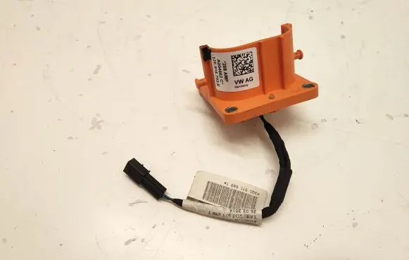 Volkswagen PASSAT B8 Electric car charge socket 12E915703E