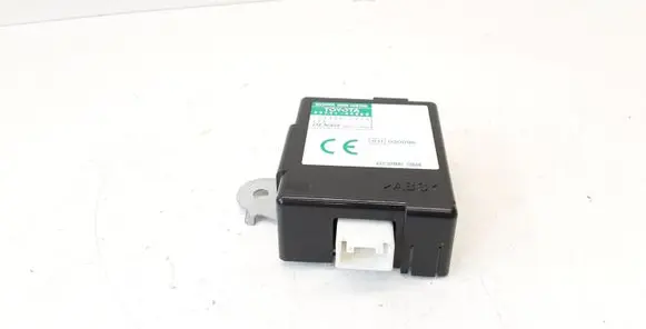Toyota Avensis Verso Door central lock control unit/module 8974144060 1513007220