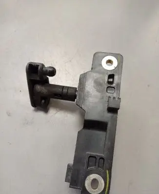 Toyota Sienna XL30 III Rear door window regulator motor 85780AE013